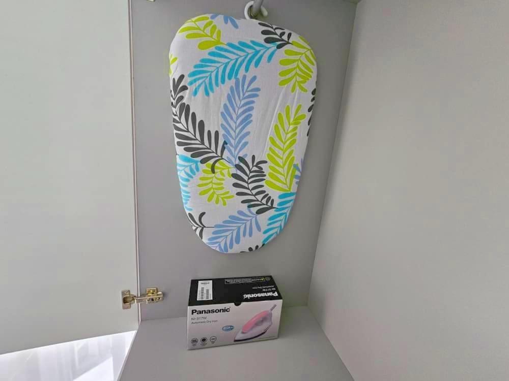 Apartment Seaview Suite@the Shore Figures