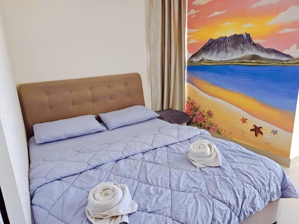 Seaview Suite@the Shore Figures
